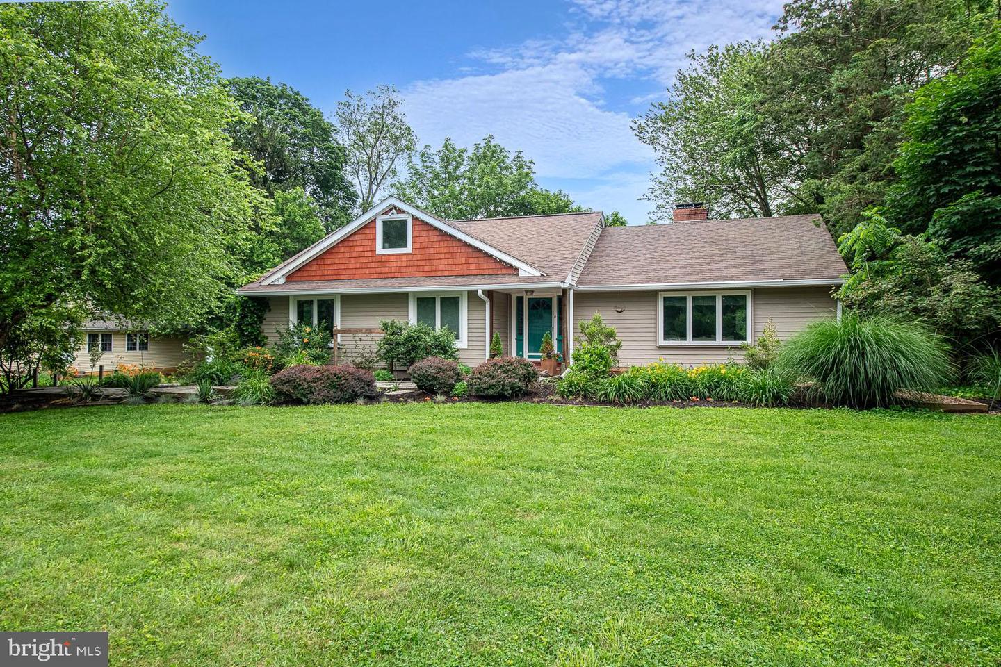 14 Greenhill Rd Property Photo 1