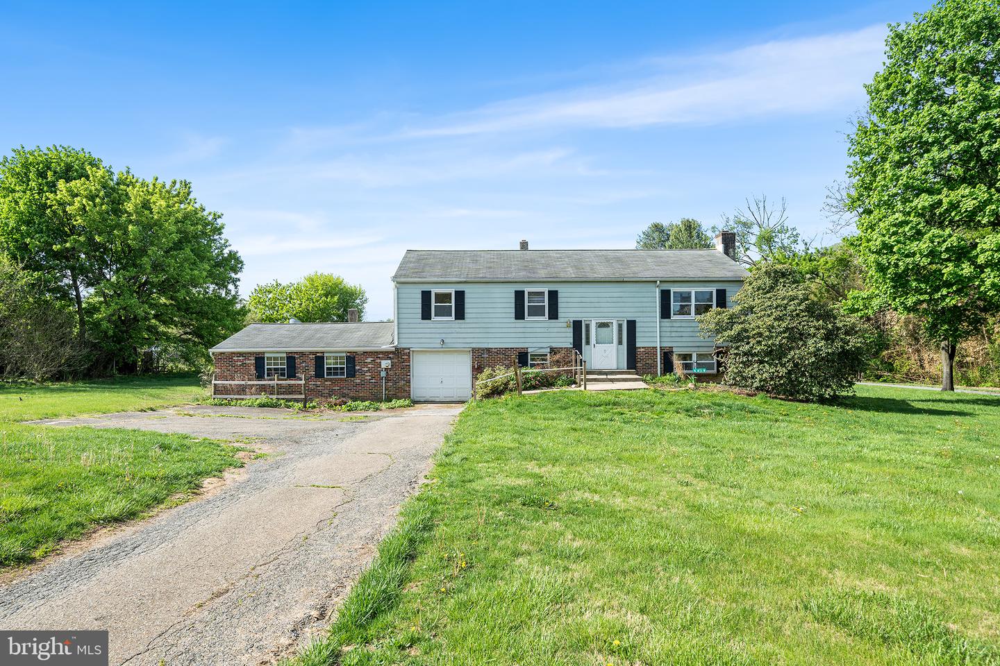 5419 Strasburg Rd Property Photo 1