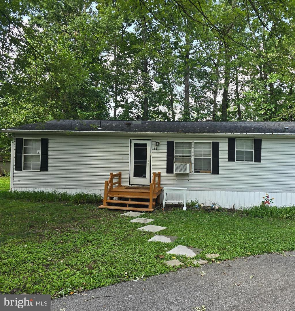 27 Navaho Ln Property Photo