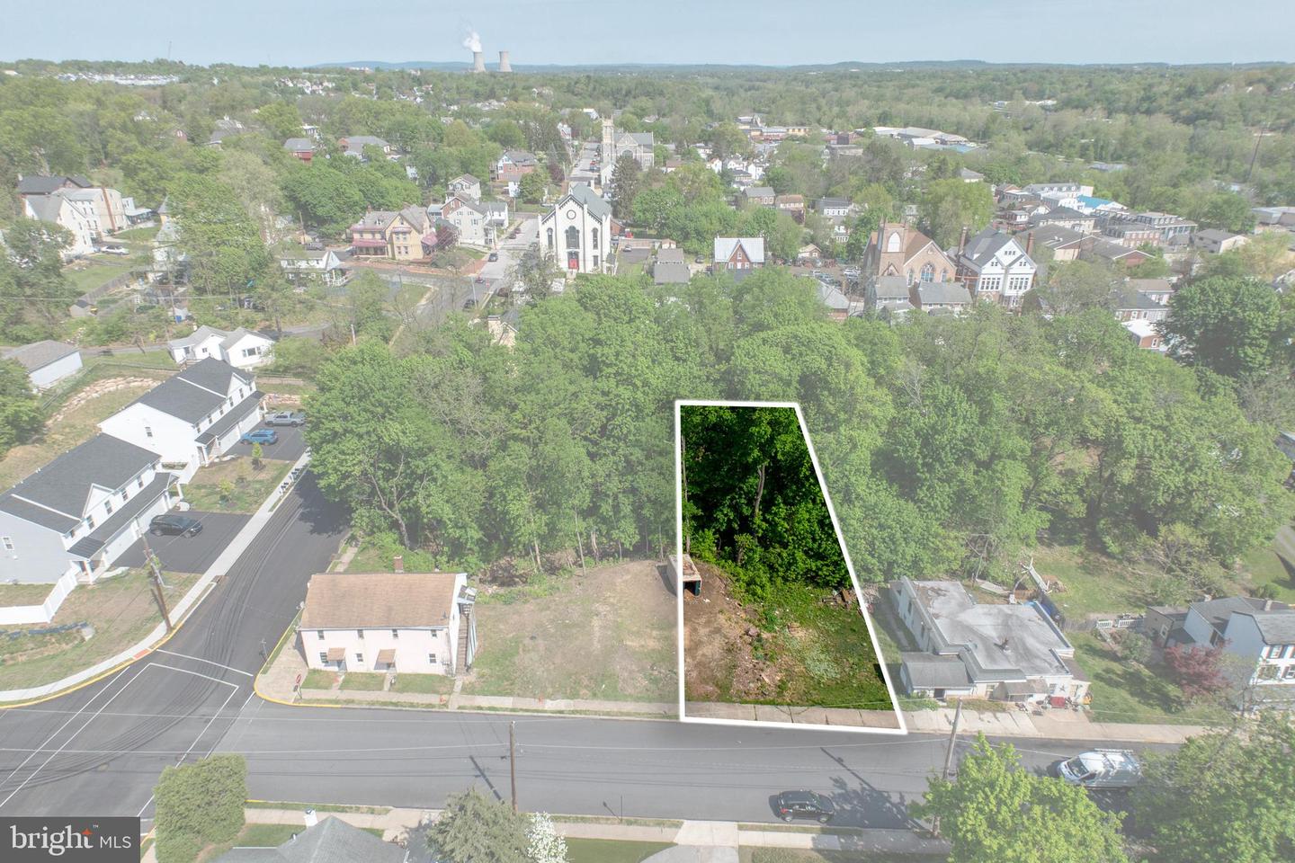 177 Poplar St Property Photo 3