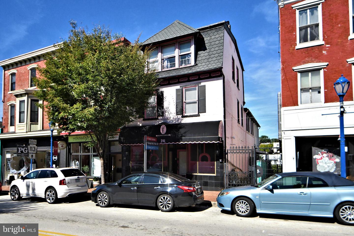 241 Bridge St #apt C Property Photo