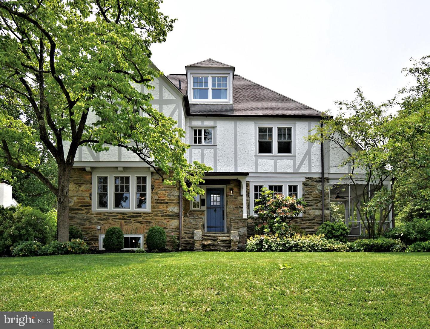 19 Croton Rd Property Photo 1