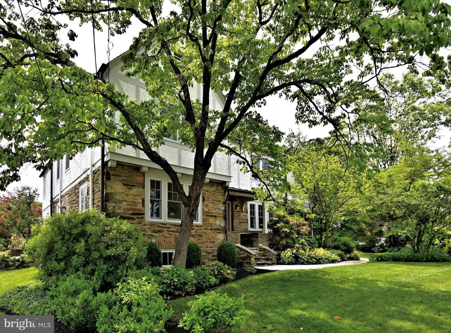 19 Croton Rd Property Photo 2