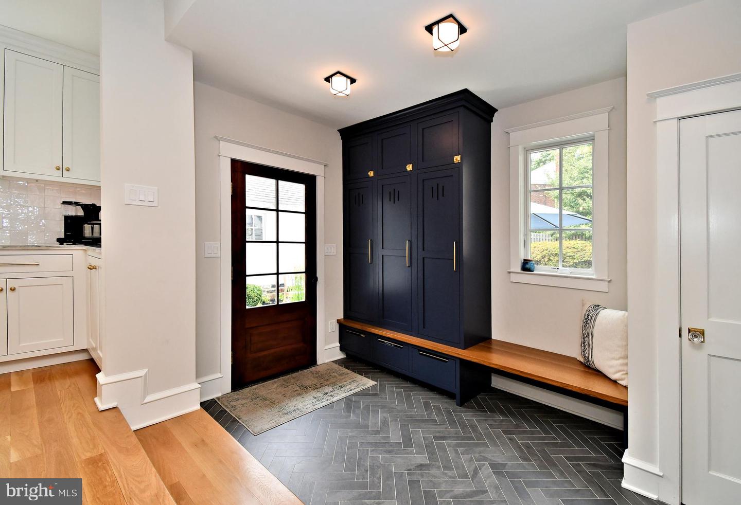 19 Croton Rd Property Photo 17