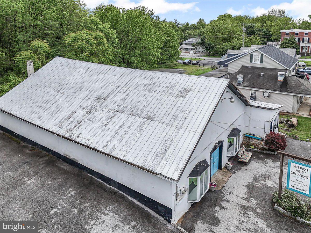 2060 Newark Rd Property Photo 3