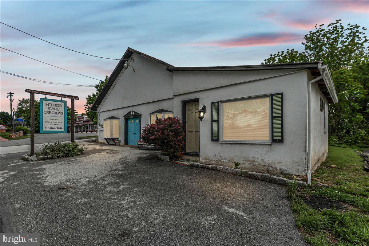 2060 Newark Rd Property Photo 4