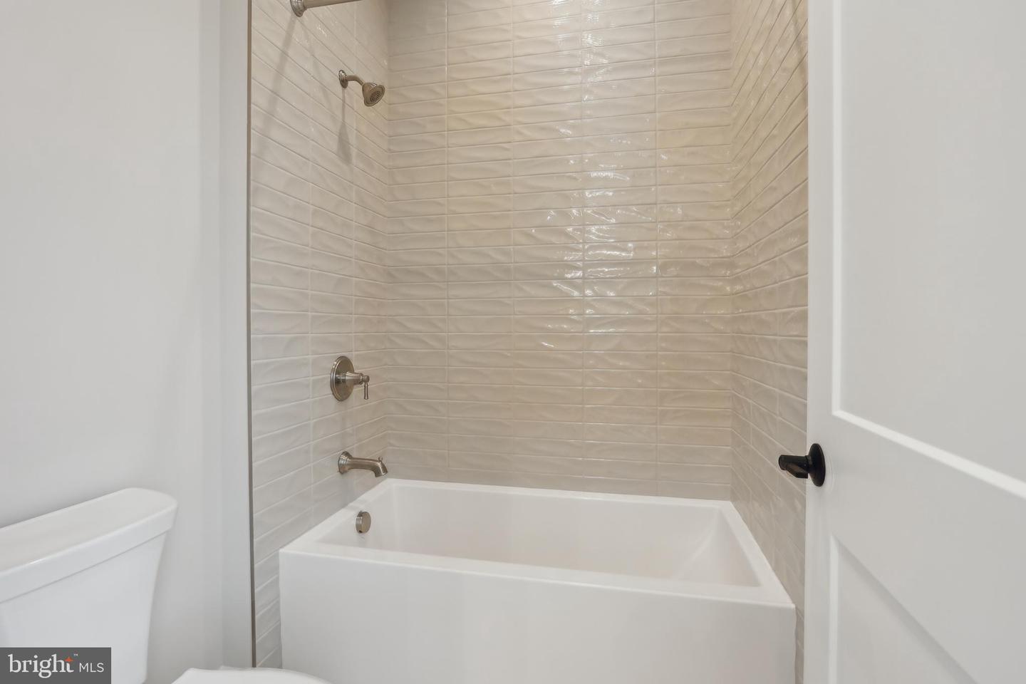 543 Webb Rd #2rd Property Photo 30