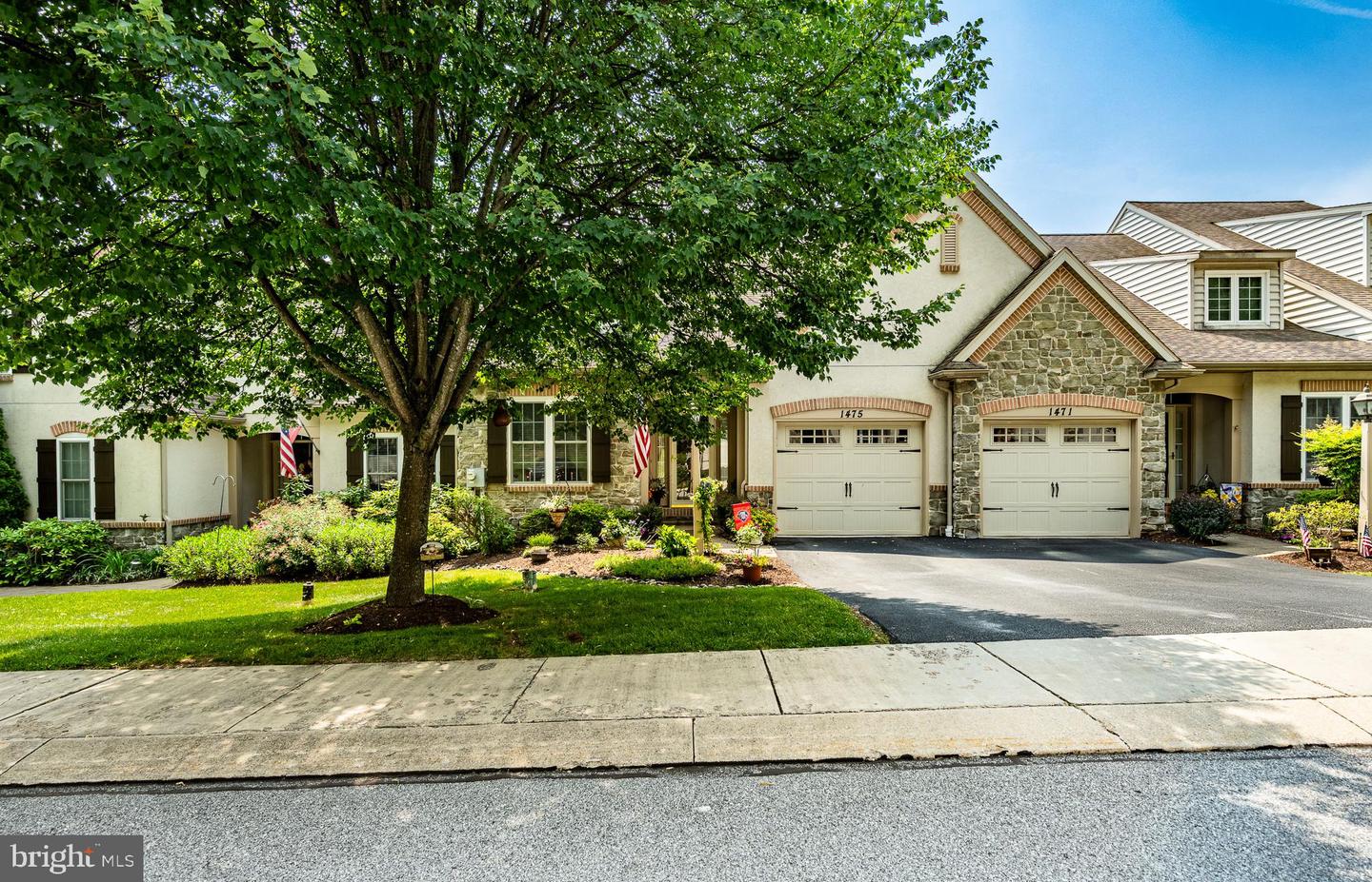 1475 N Red Maple Dr Property Photo 1