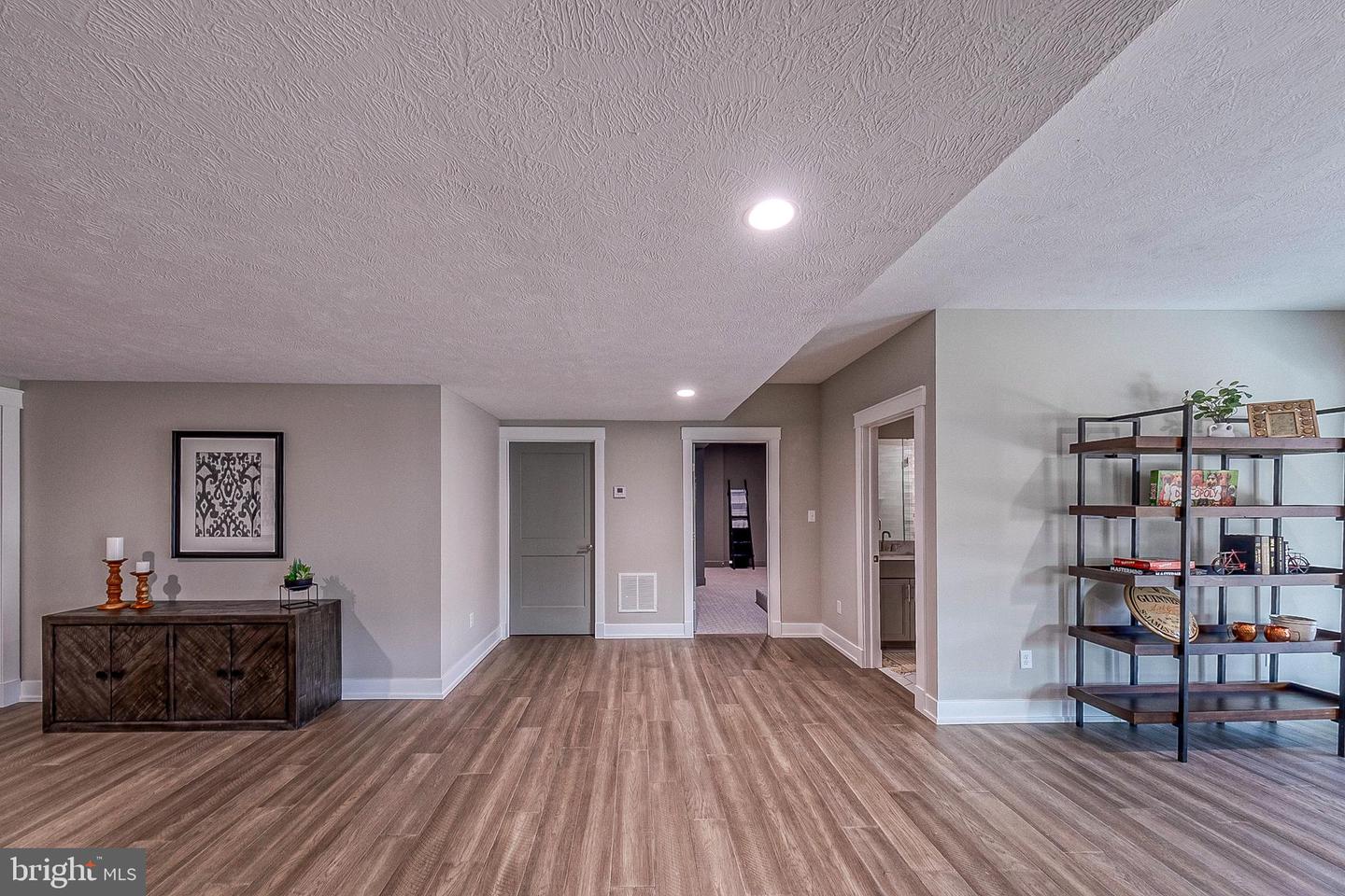 547 Webb Rd #ad Property Photo 33