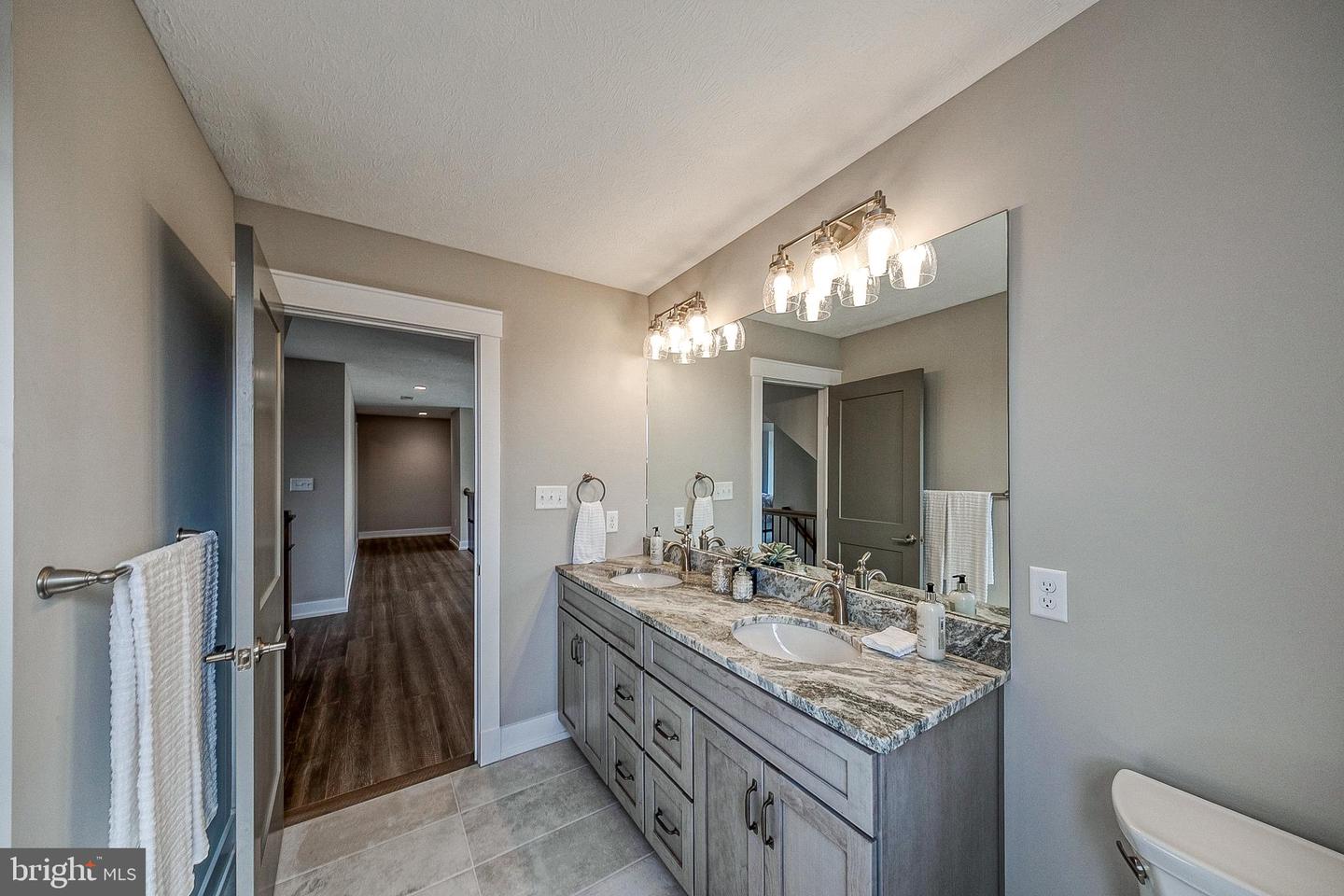 547 Webb Rd #ad Property Photo 41