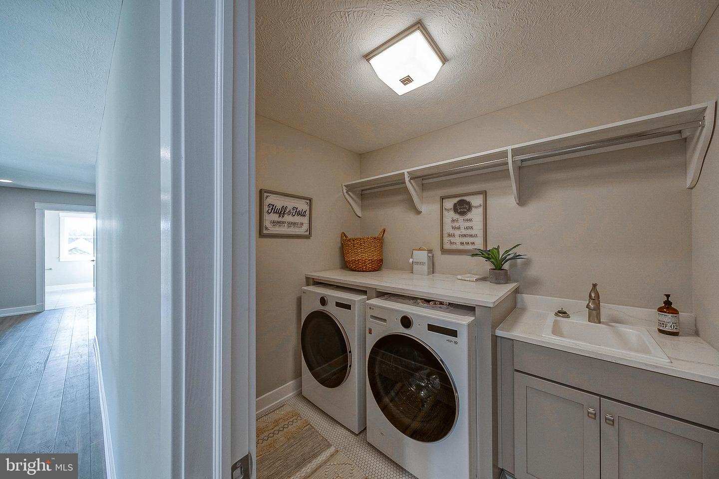 547 Webb Rd #ad Property Photo 42