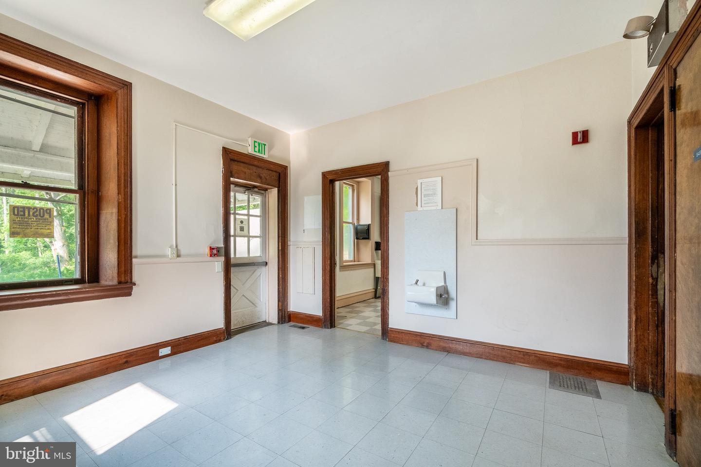 00 Devereux Road Property Photo 16