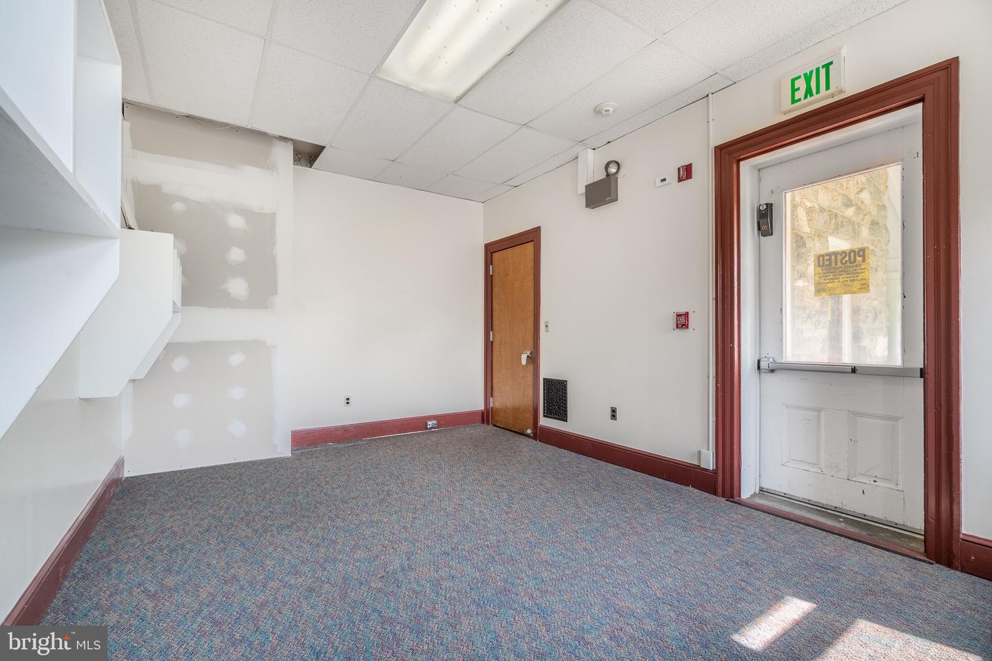 00 Devereux Road Property Photo 17