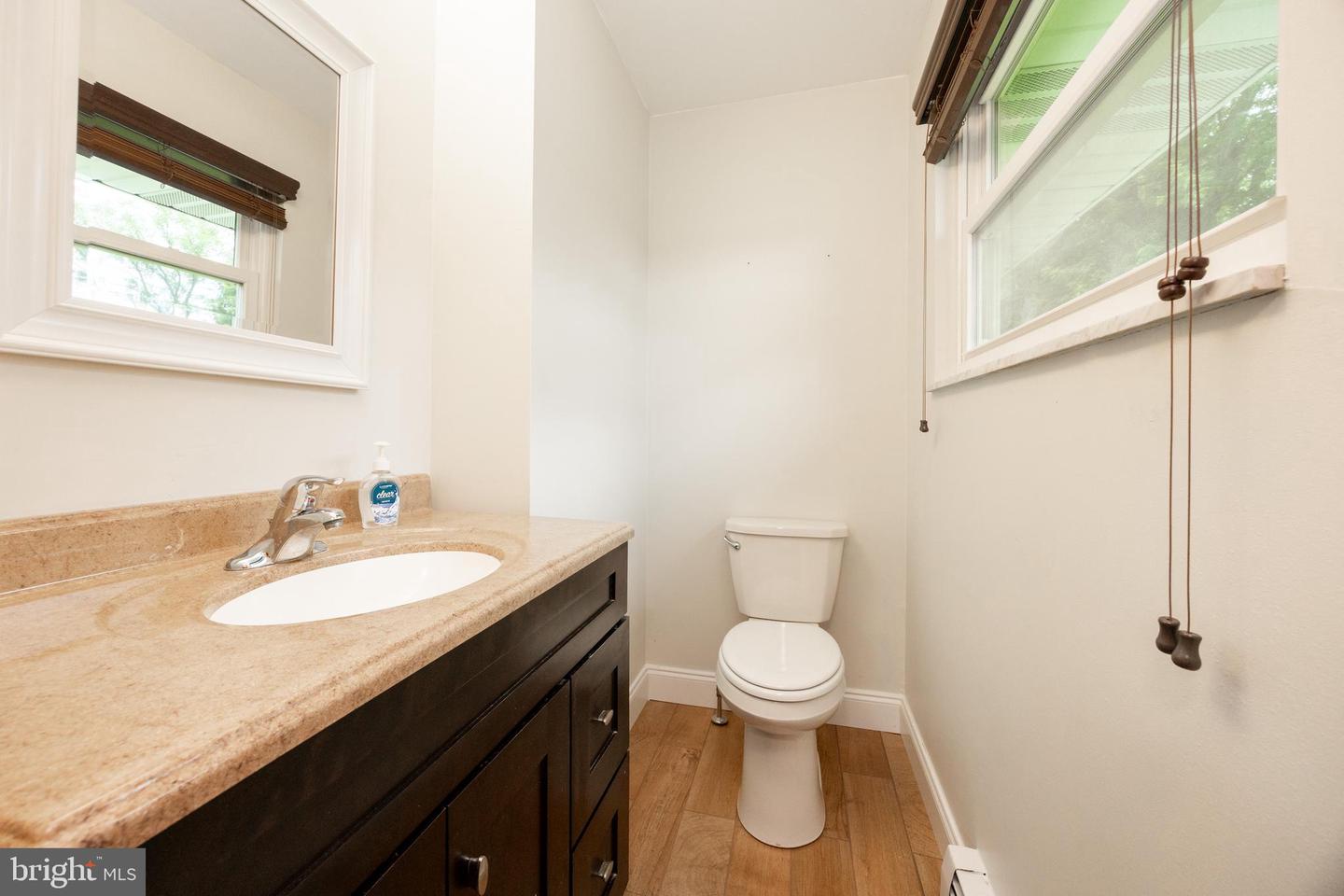 1526 Walton Dr Property Photo 23