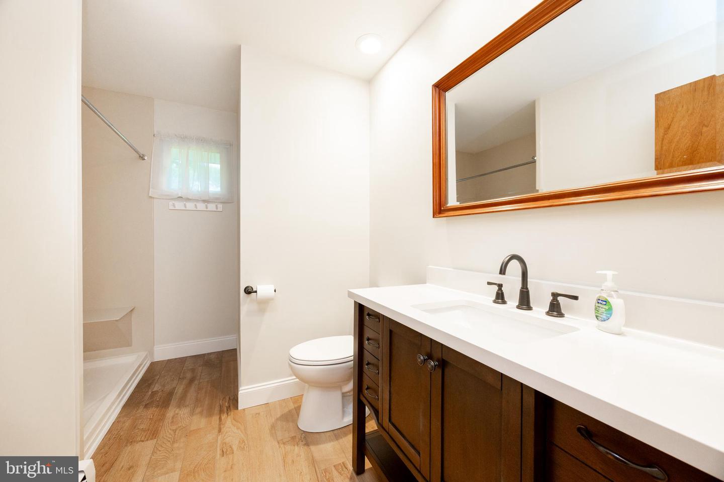1526 Walton Dr Property Photo 30