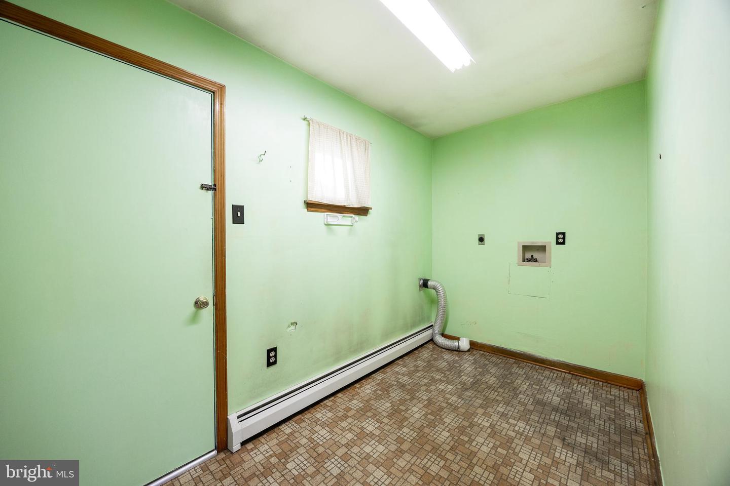 1526 Walton Dr Property Photo 32