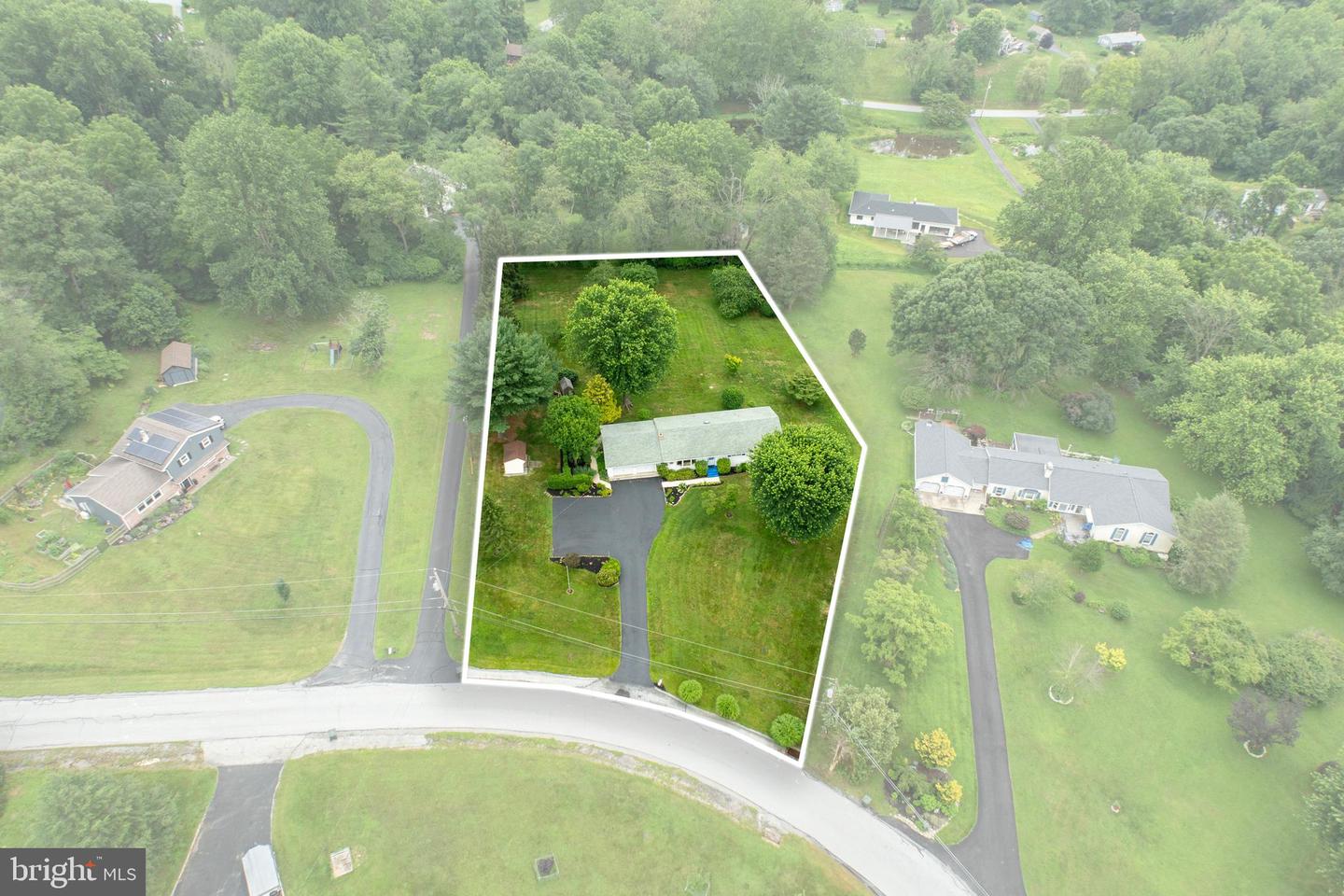 1526 Walton Dr Property Photo 49