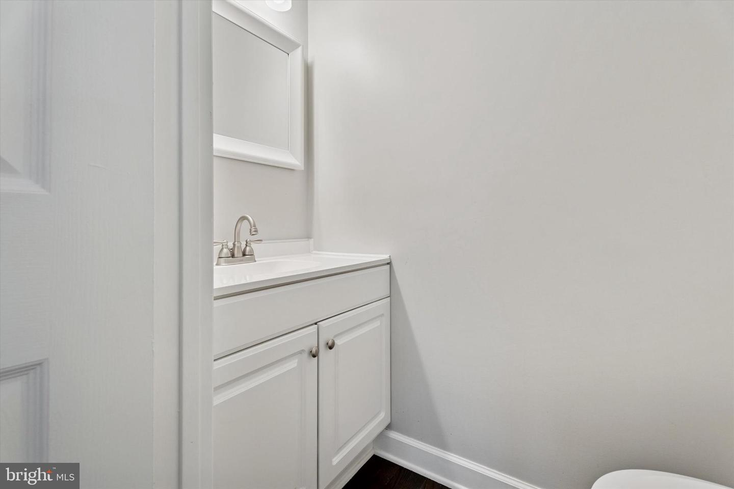 1007 Stoneham Dr Property Photo 16