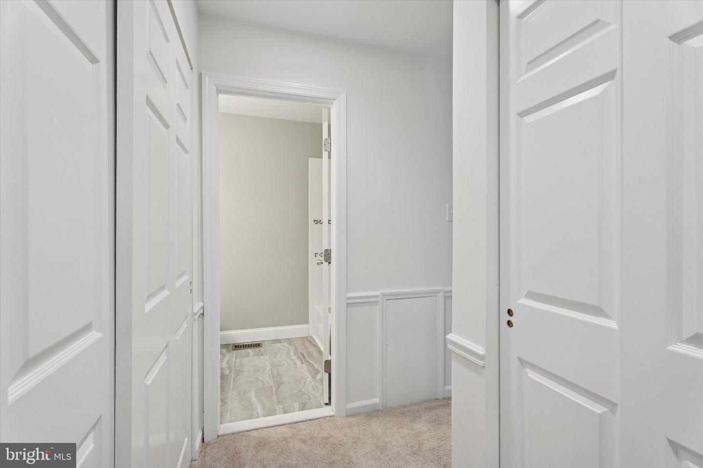 1007 Stoneham Dr Property Photo 30