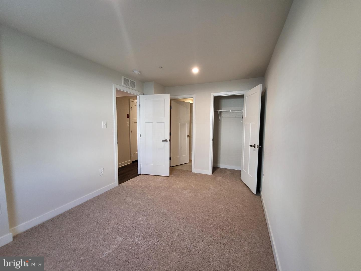 430 Paperbark Sq Property Photo 5