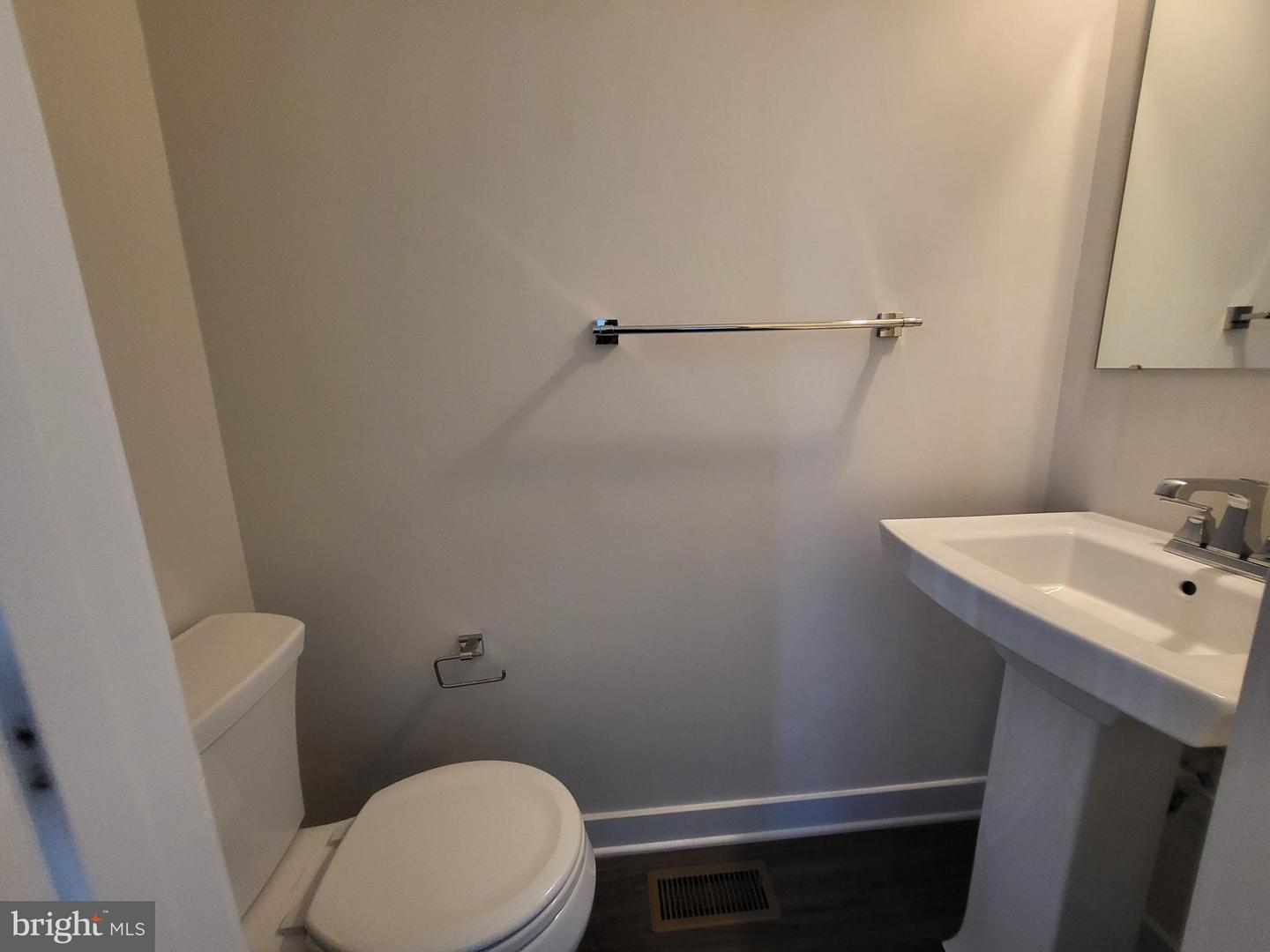 430 Paperbark Sq Property Photo 13