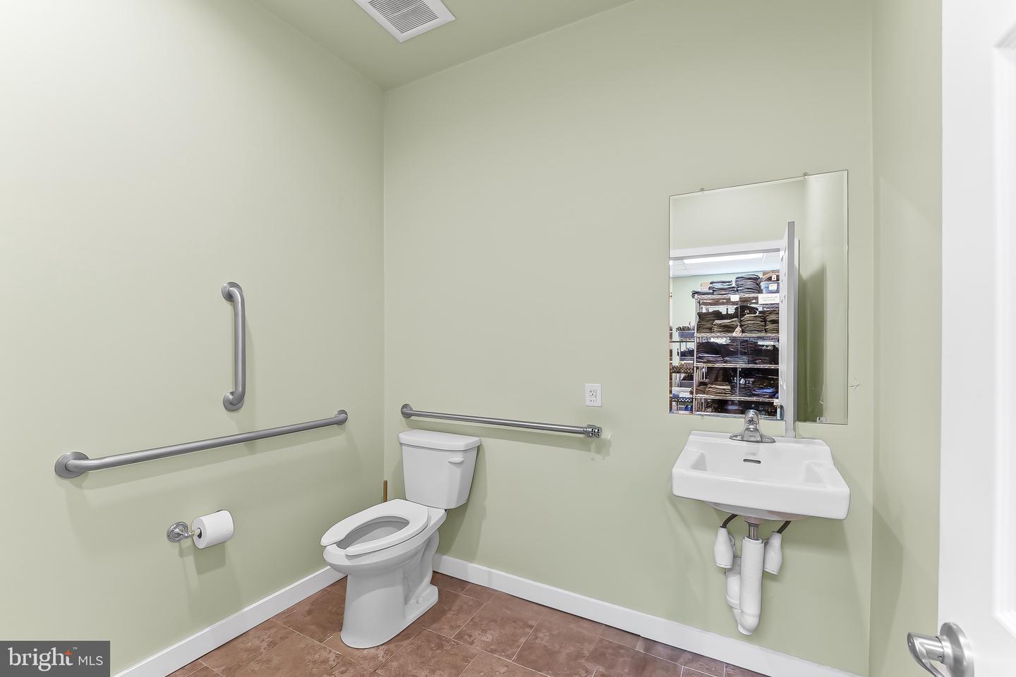 8 Prospect Ave Property Photo 12
