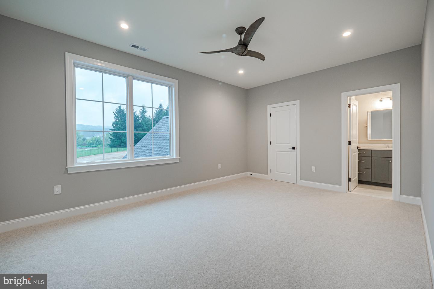 1339 Carolannes Way #nl Property Photo 35