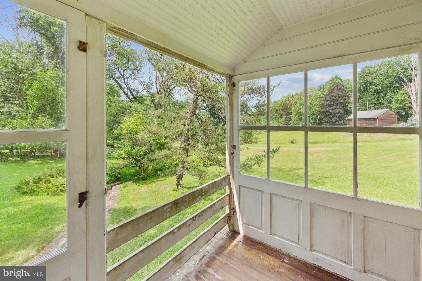 20-f Constant Spring Rd Property Photo 18