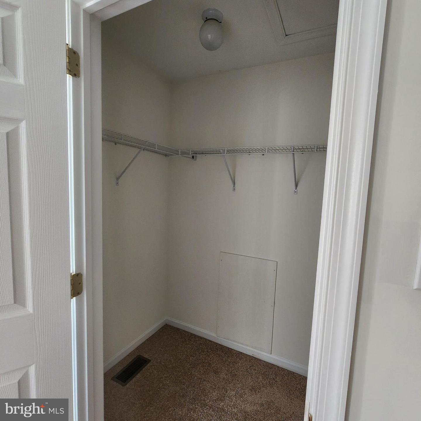 202 Flagstone Rd #6 Property Photo 10