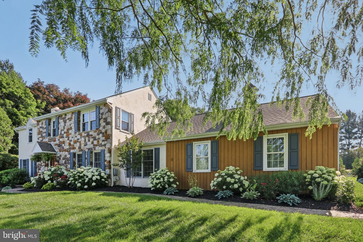 1118 Dorset Dr Property Photo 4