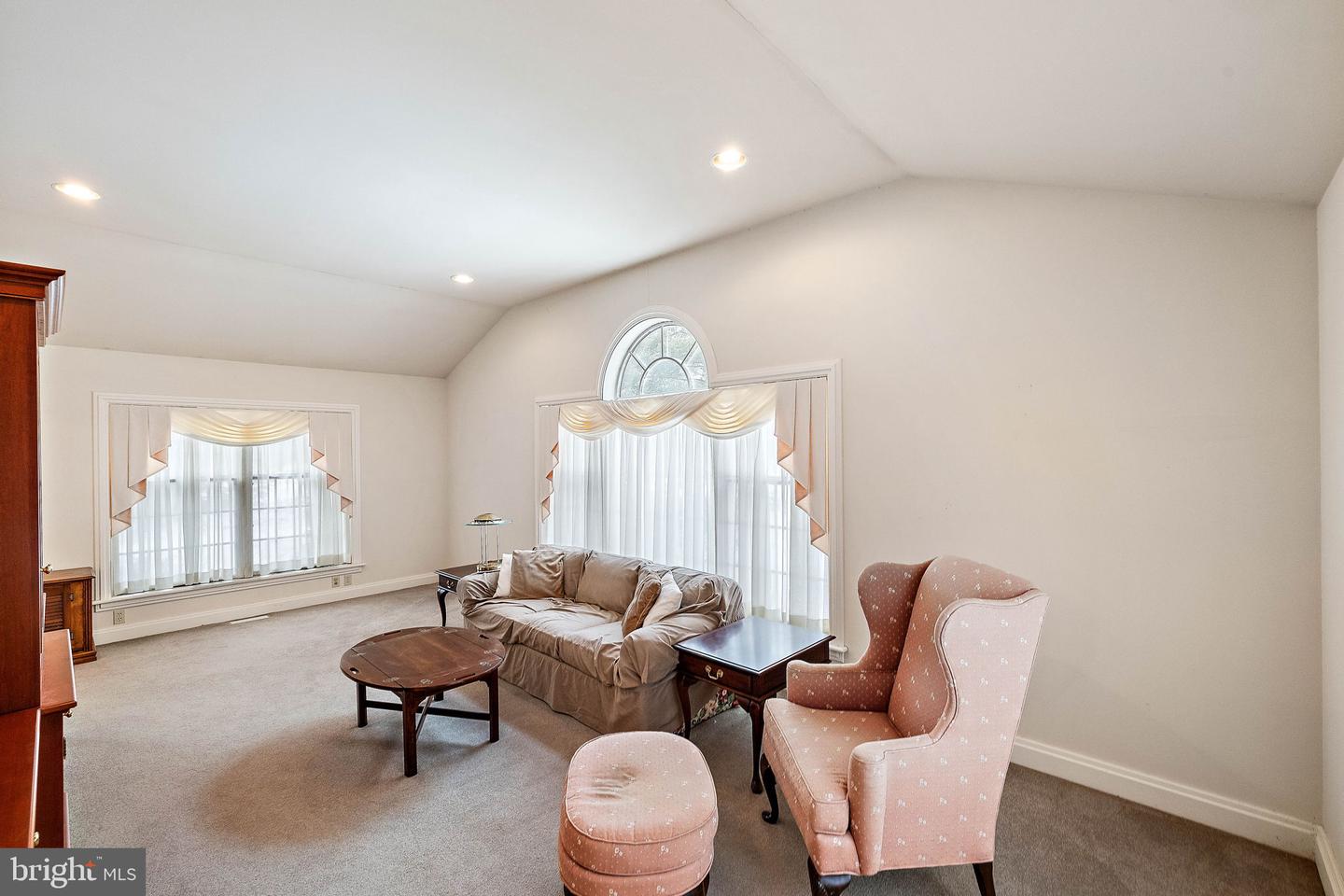 2 Farron Dr Property Photo 49