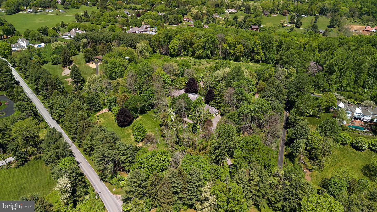 2 Farron Dr Property Photo 86