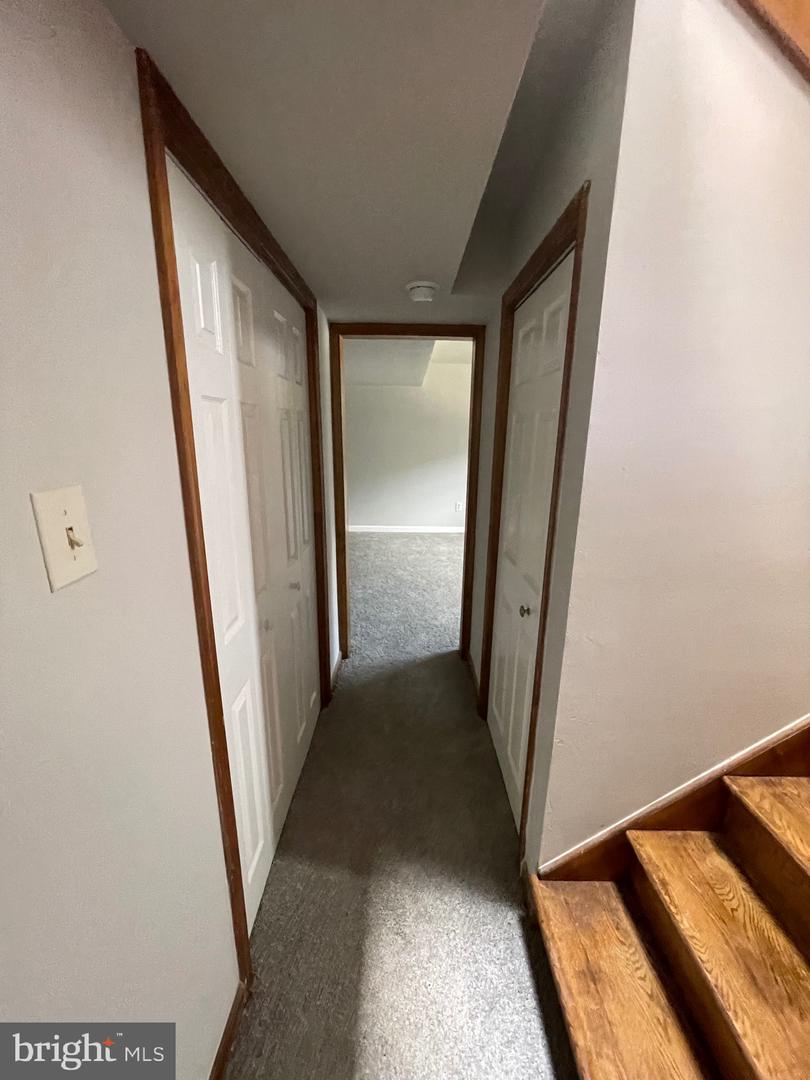 903 Poplar St Property Photo 18