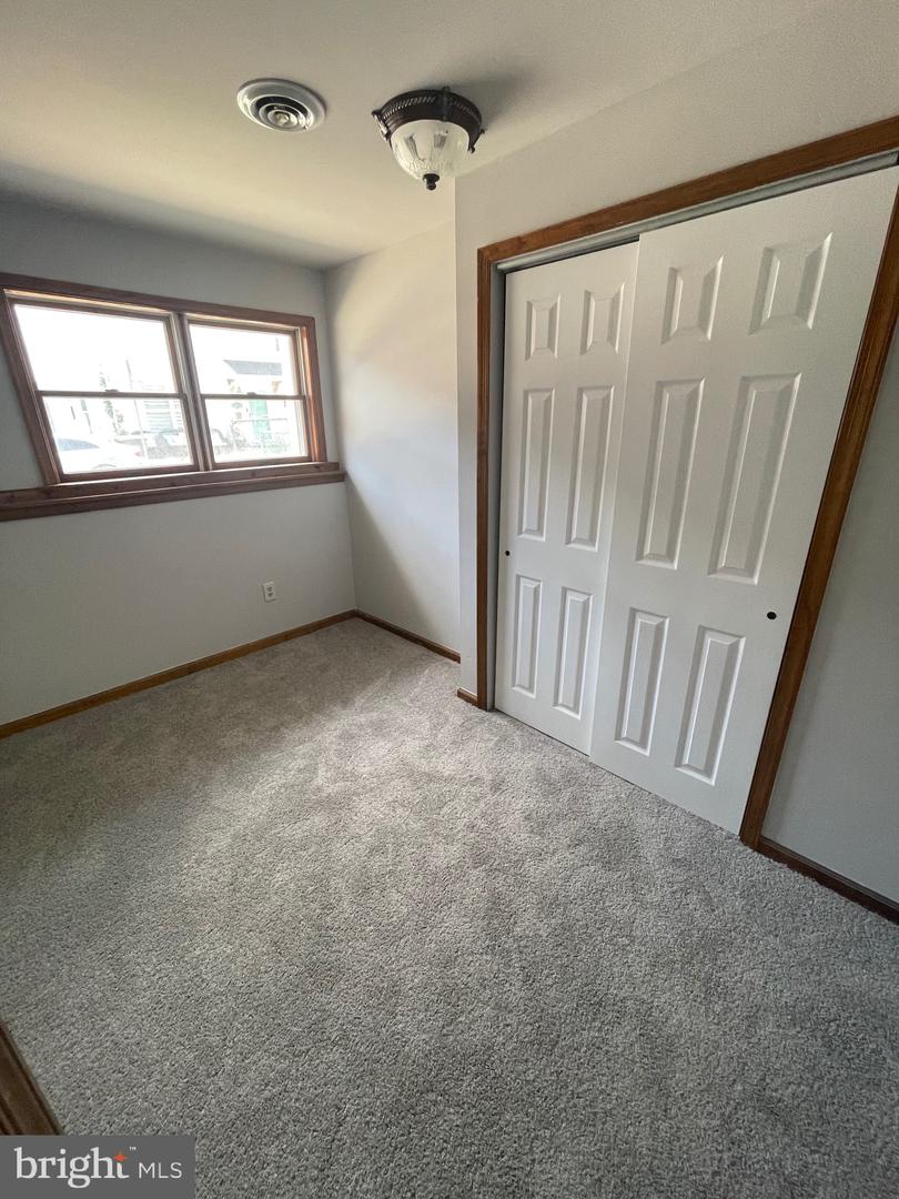 903 Poplar St Property Photo 29