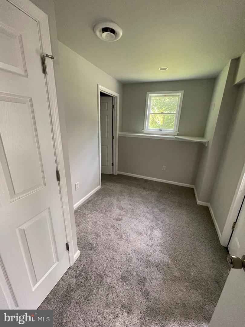 903 Poplar St Property Photo 37