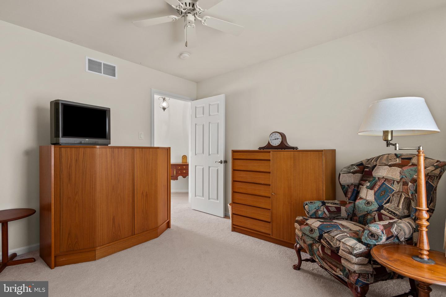 707 Arbor Ln Property Photo 19