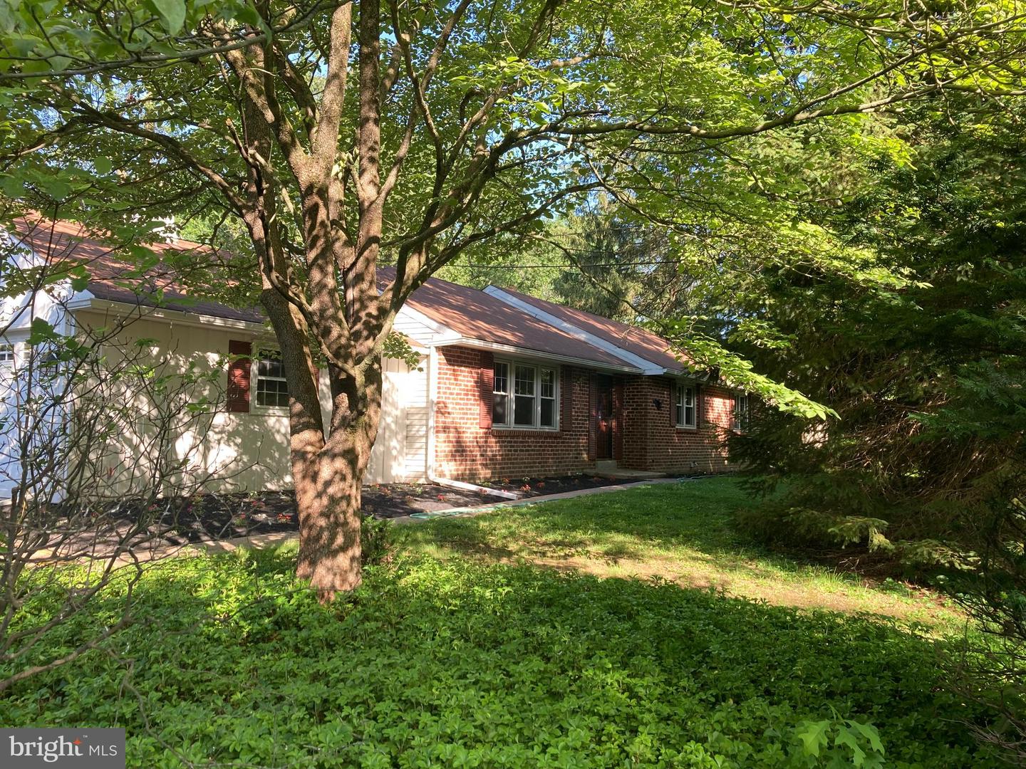 1420 E Boot Rd Property Photo 1