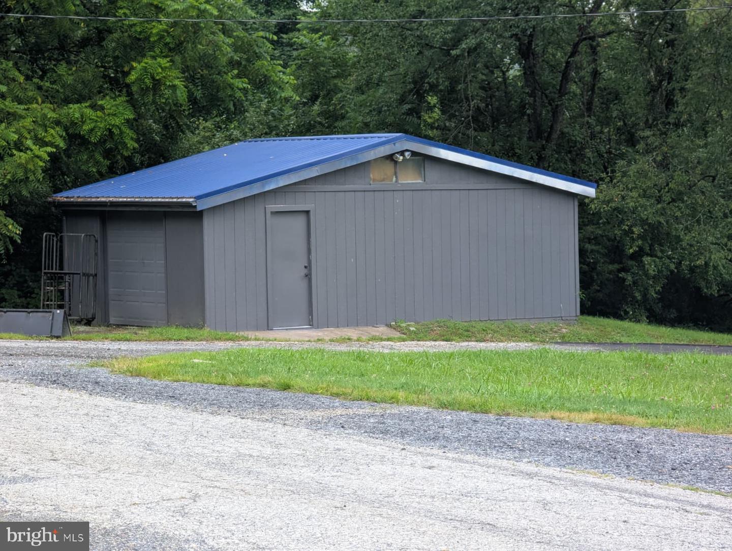 151 Greenbelt Dr Property Photo 12