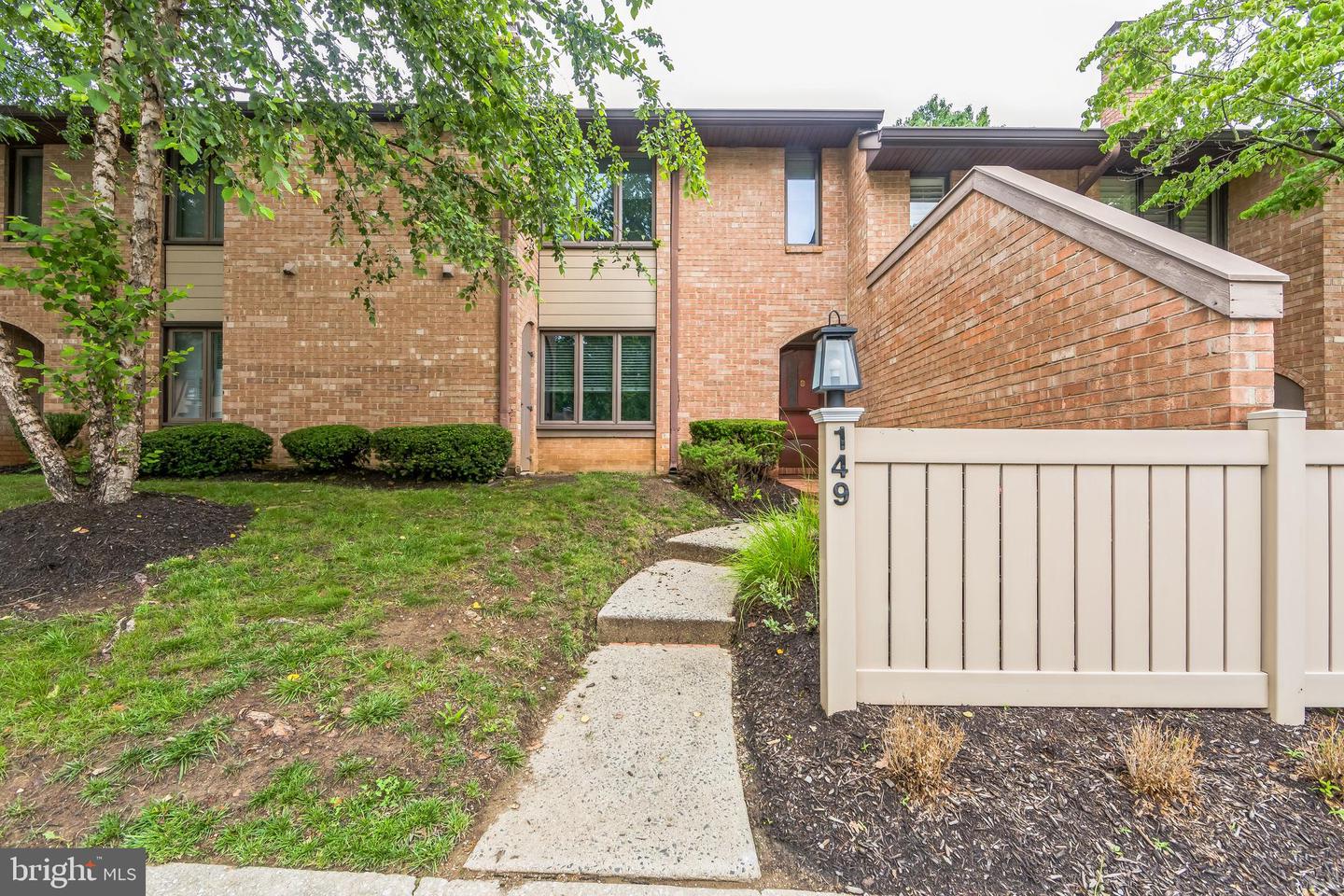 149 Woodgate Ln #39 Property Photo 1