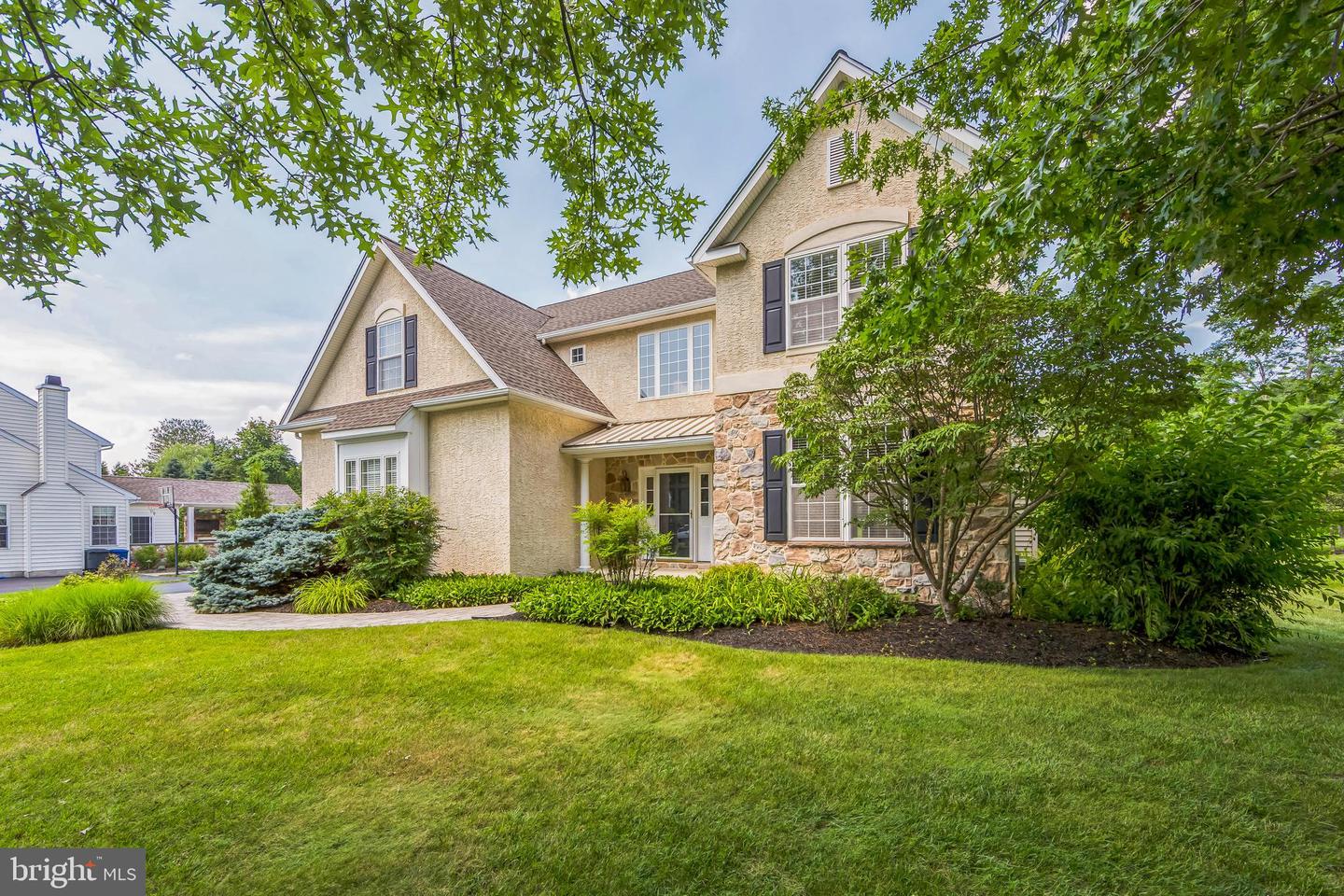 55 Tarrytown Ln Property Photo 3