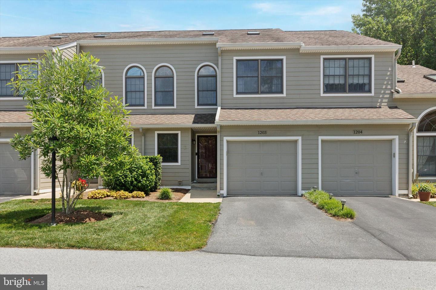 1203 Wharton Ct #1203 Property Photo 1