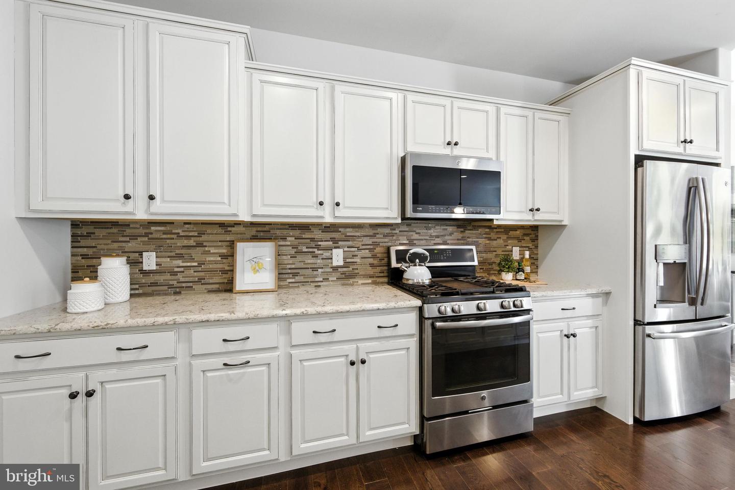 230 Honeycroft Blvd Property Photo 14