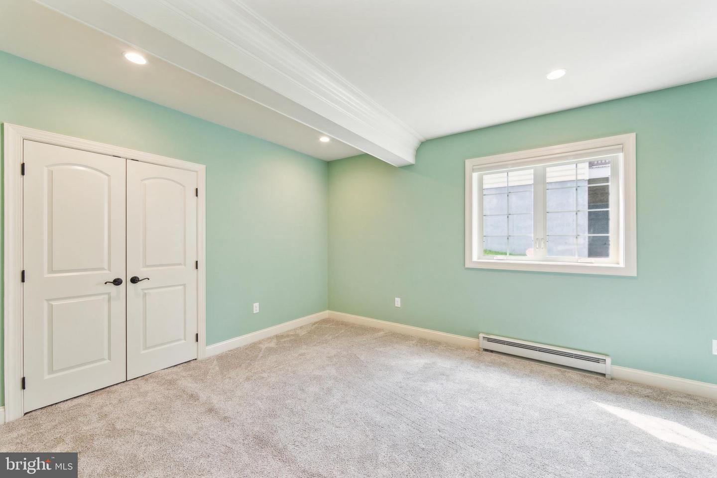 230 Honeycroft Blvd Property Photo 35