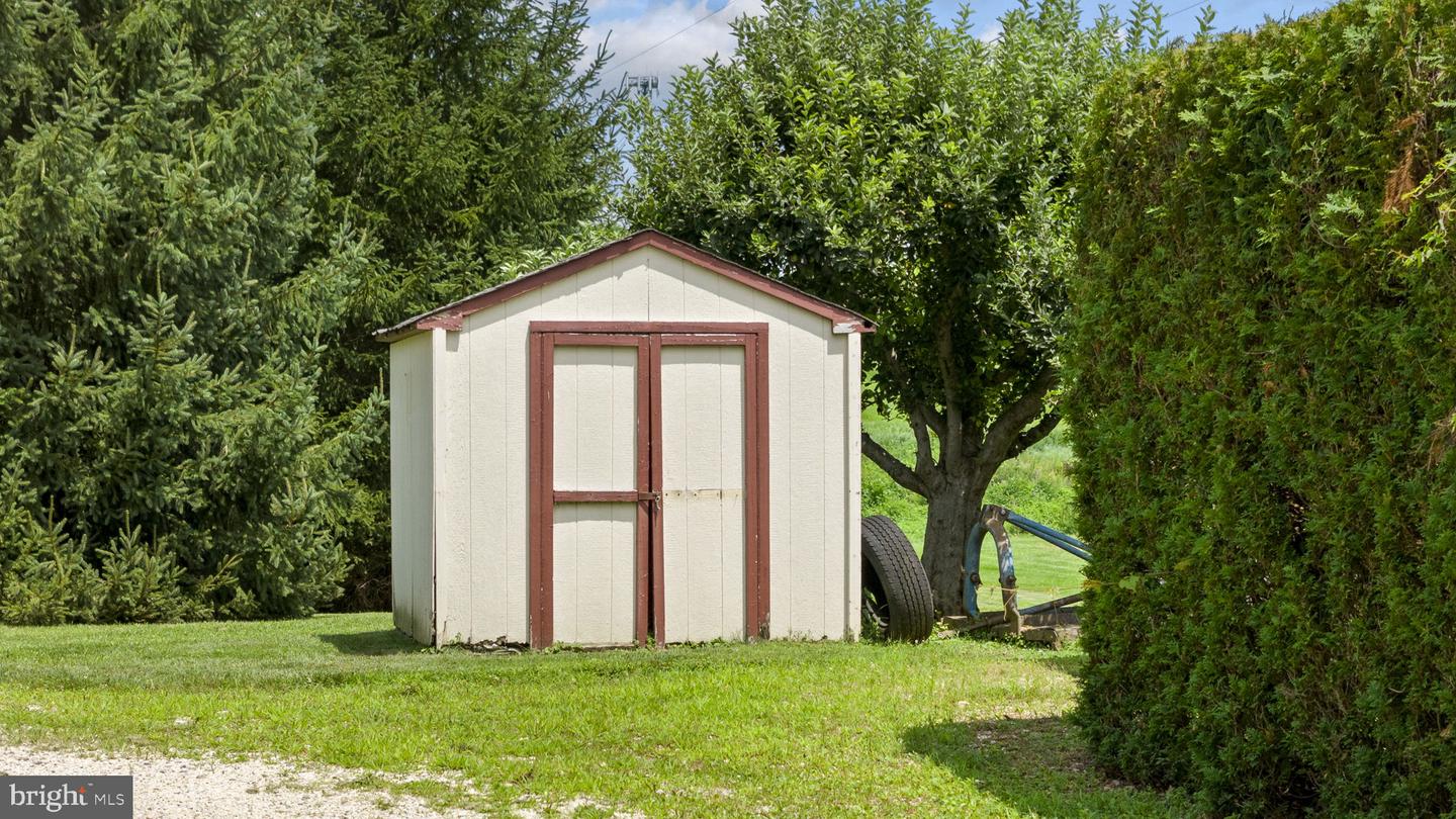 170 Property Photo 26