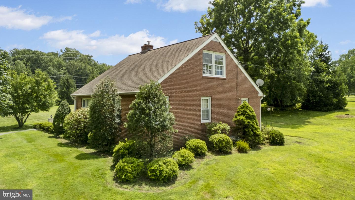 170 Property Photo 30