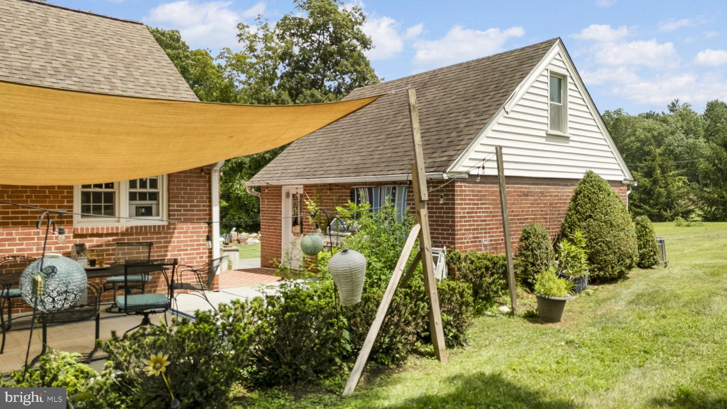 170 Property Photo 33