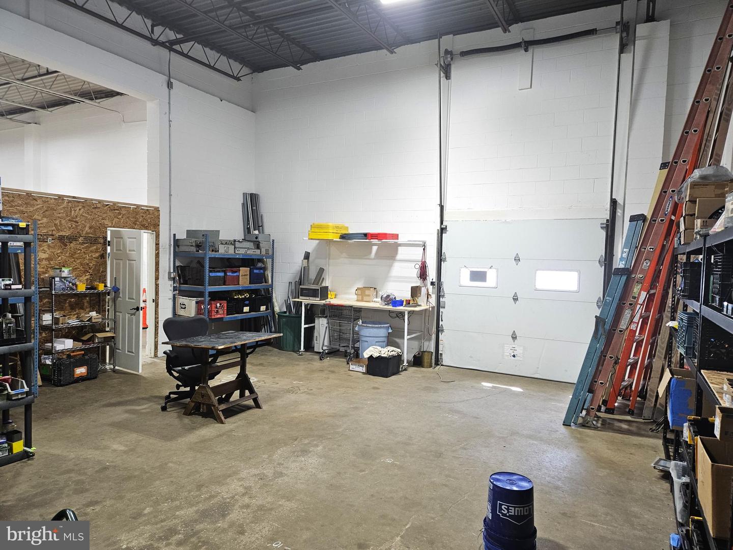 895 Fernhill Rd #unit B Property Photo 6