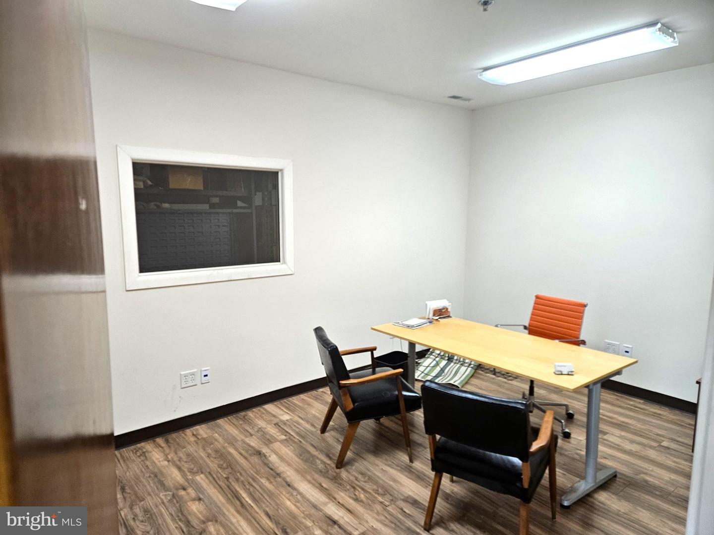 895 Fernhill Rd #unit B Property Photo 8