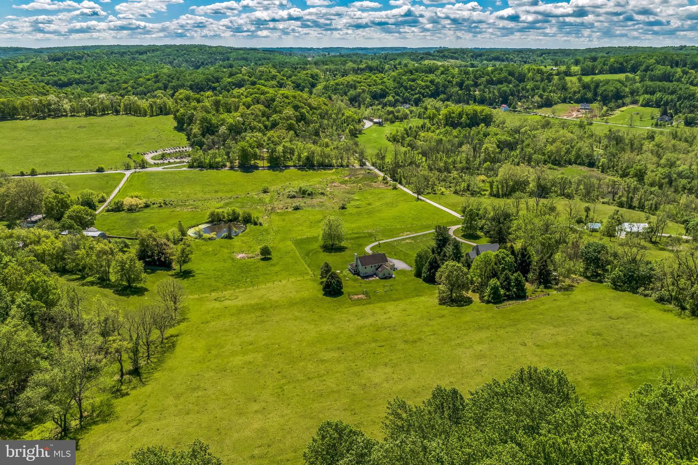 2585 Charlestown Rd Property Photo 23