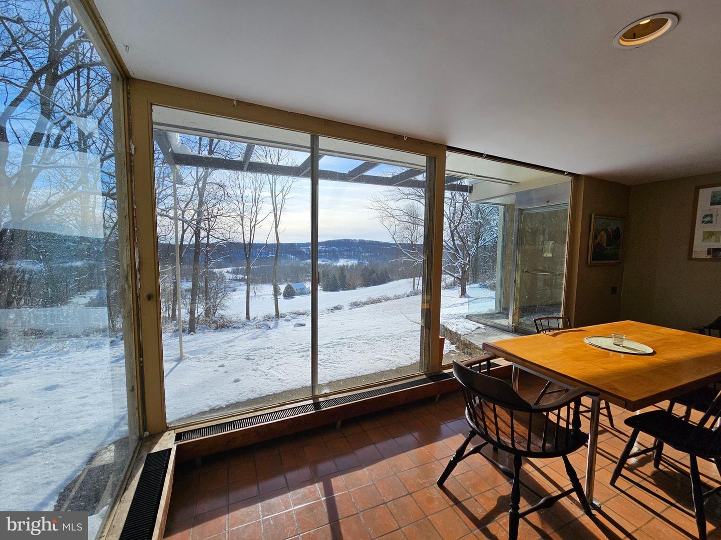 2585 Charlestown Rd Property Photo 38